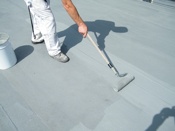 Nên chọn dịch vụ chống thấm, dột nhà có bảo hành lâu dài